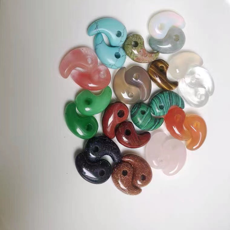 天然石 パワーストーン 勾玉 アメジスト 厄除け 開運 お守り 曲玉 約22 x 14 x8mm