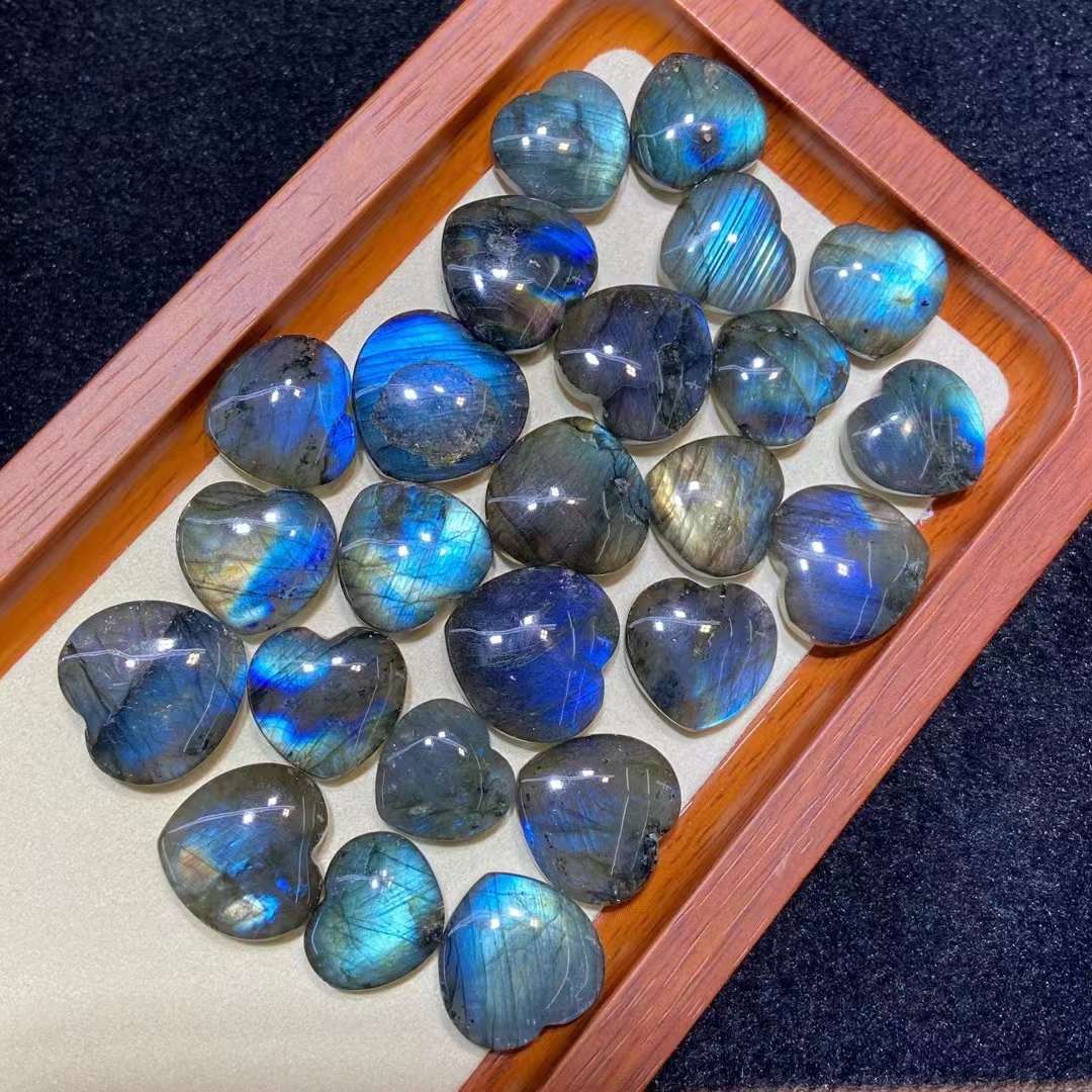 天然ラブラドライト愛の素石ペンダント, 裸石