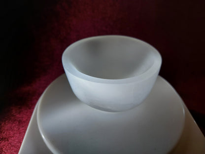 First-class natural Moroccan permeable plaster bowl for purification and demagnetization